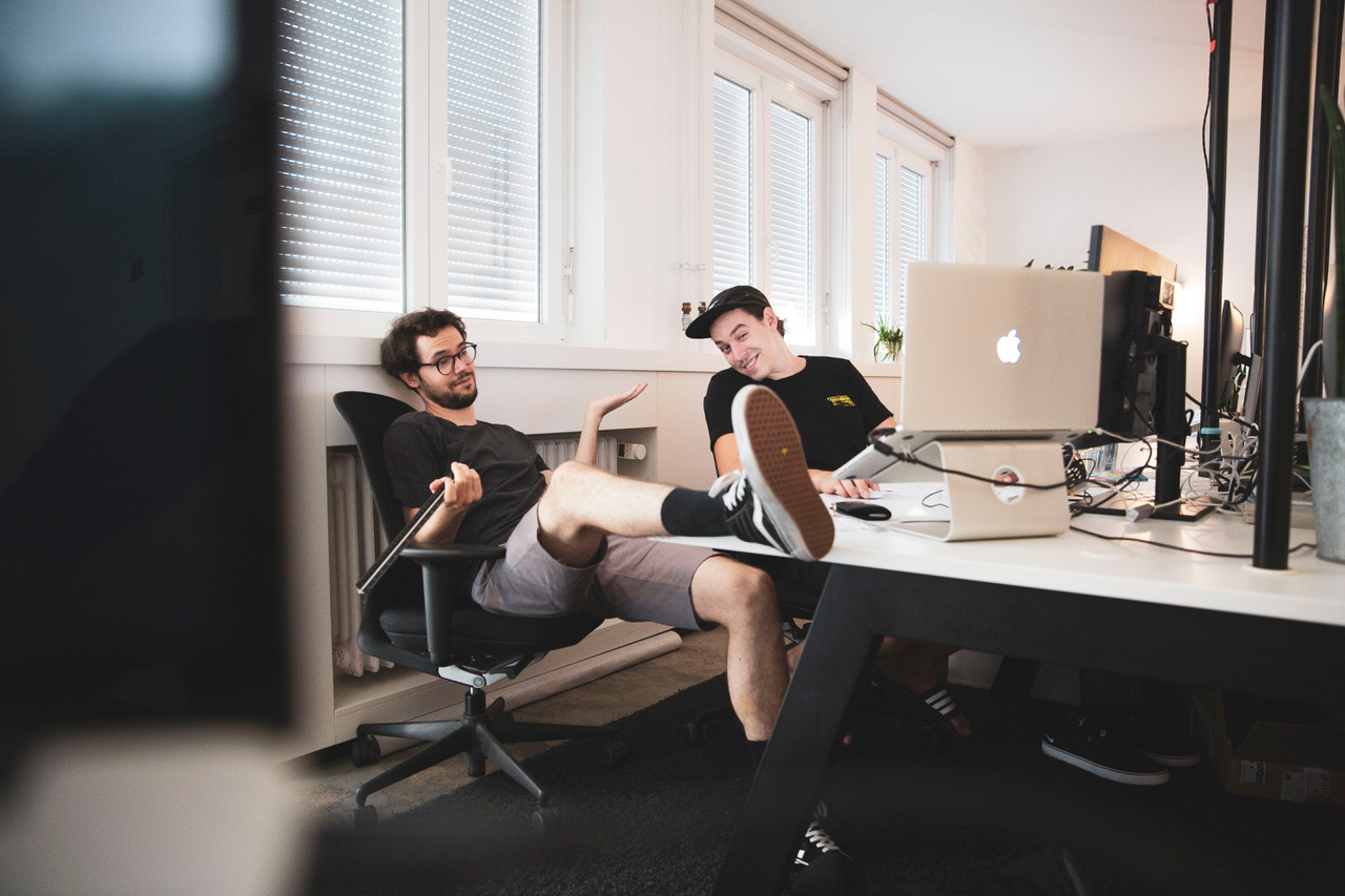 PORTFOLIO FÜR KOMMUNIKATION & BRANDING